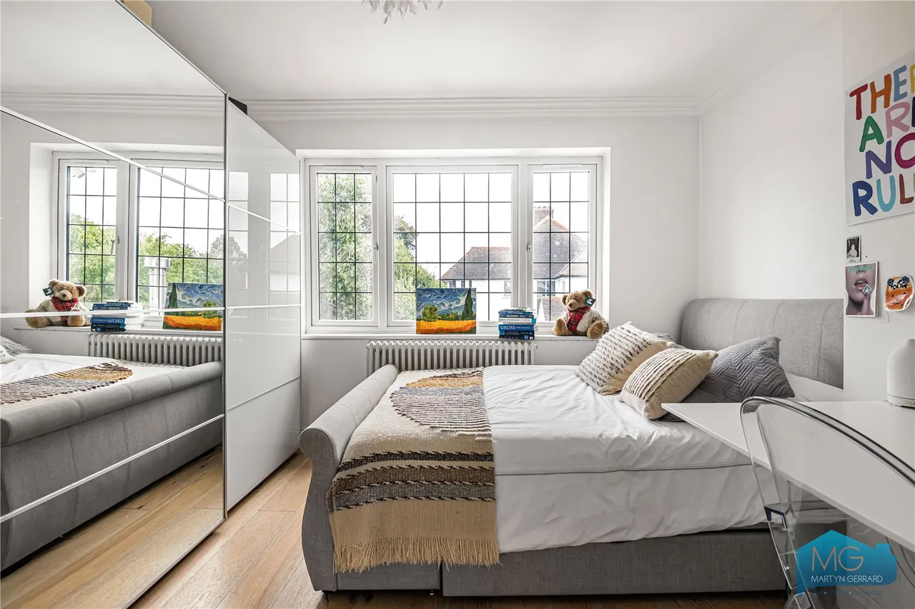 Long Lane, London, N3, photo 13