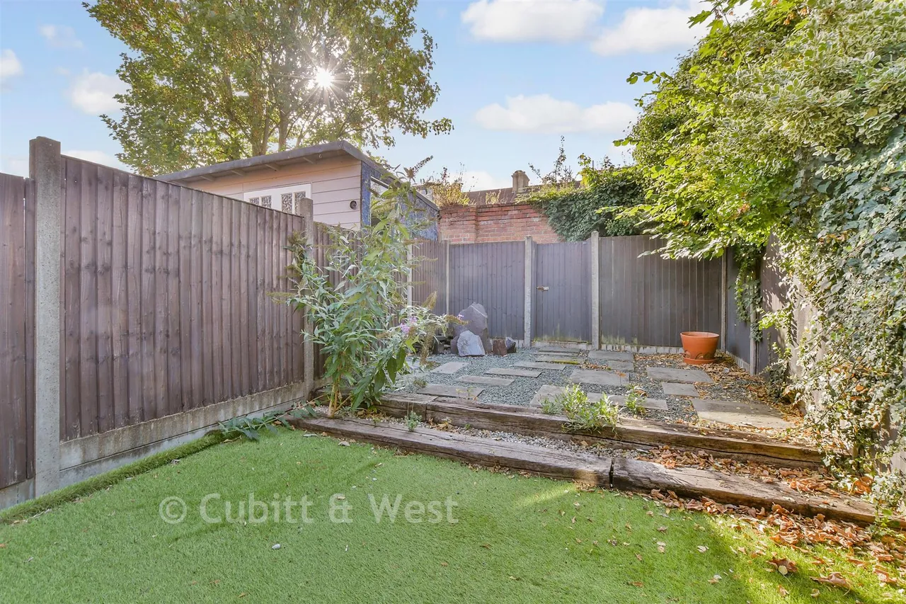Davies Close, Croydon, CR0, photo 15