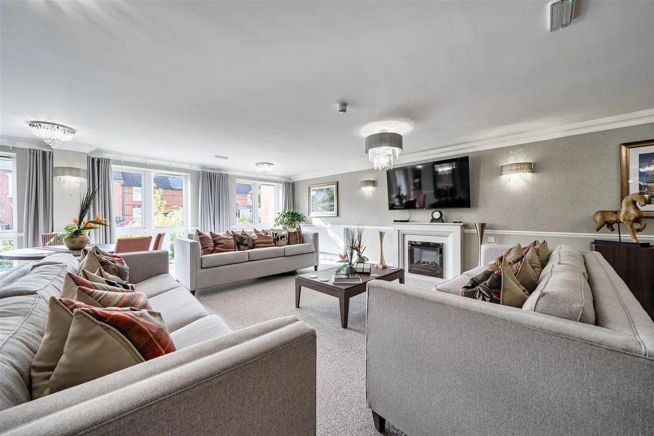 Clarence Street, Market Harborough, LE16, photo 13