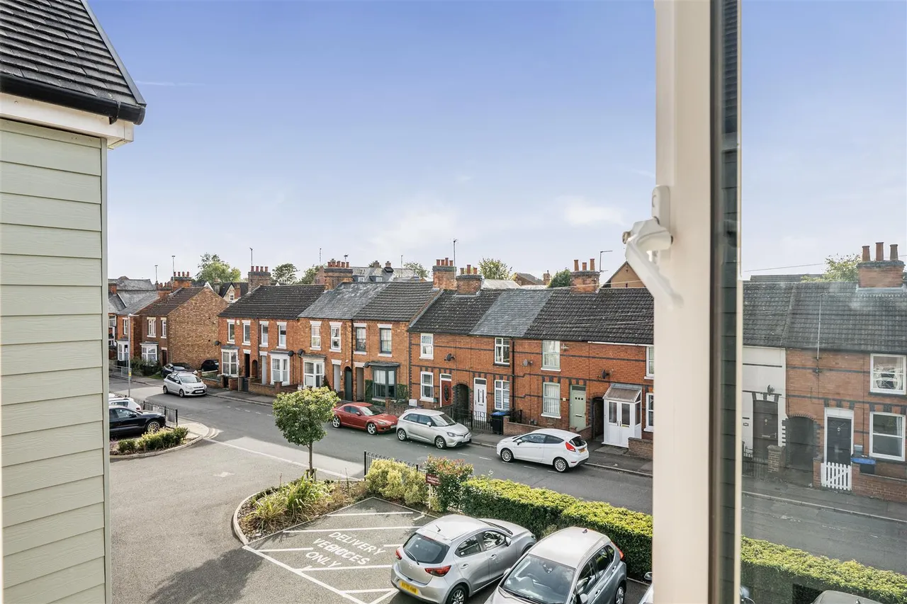 Clarence Street, Market Harborough, LE16, photo 11