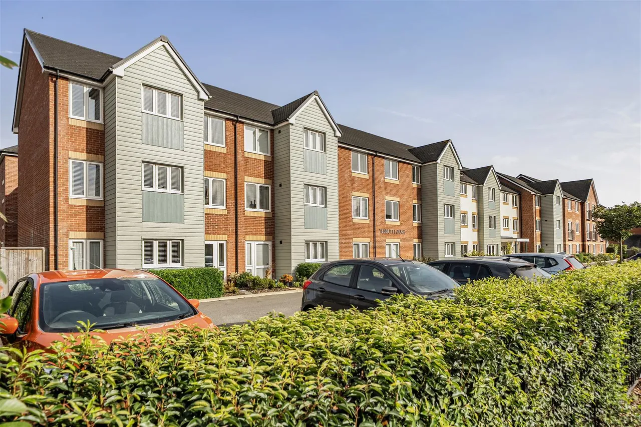 1 bed flat for sale, Clarence Street, Market Harborough, LE16