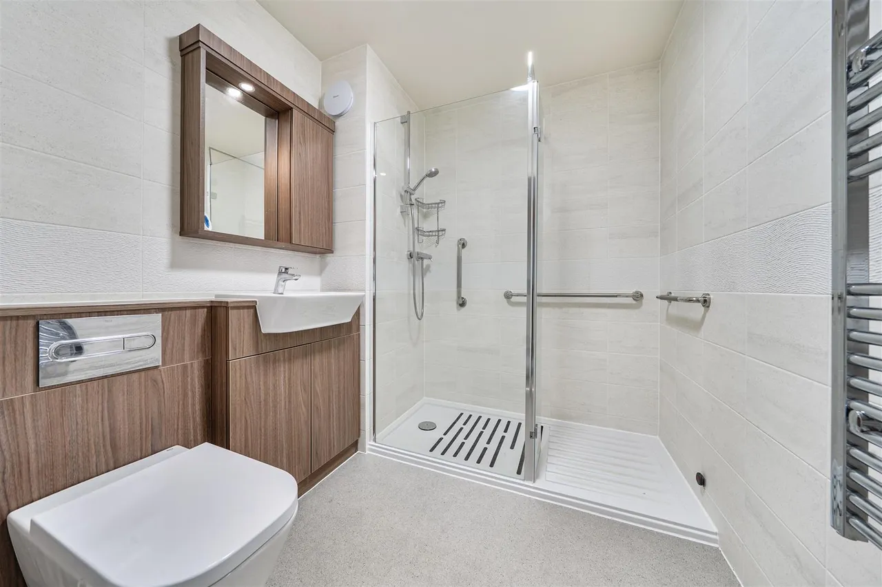 Clarence Street, Market Harborough, LE16, photo 6