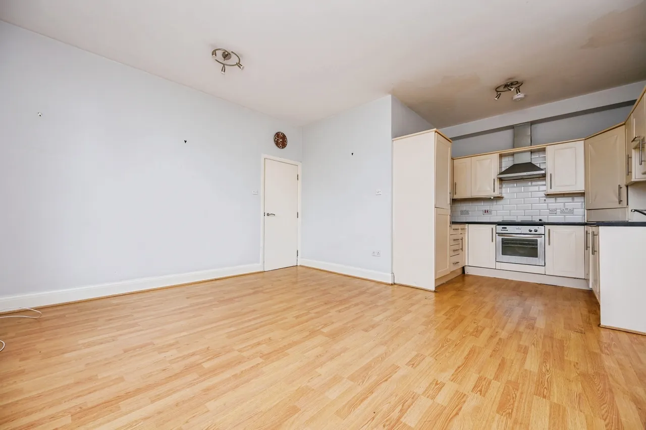 Victoria Road, Waterloo, L22, photo 2