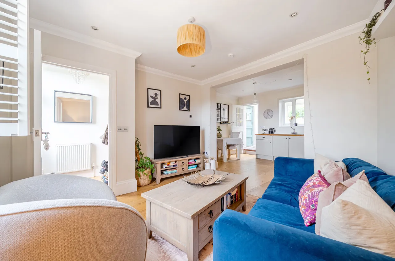 Latimer Road, Godalming, GU7, photo 3