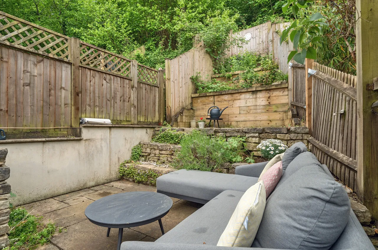 Latimer Road, Godalming, GU7, photo 19