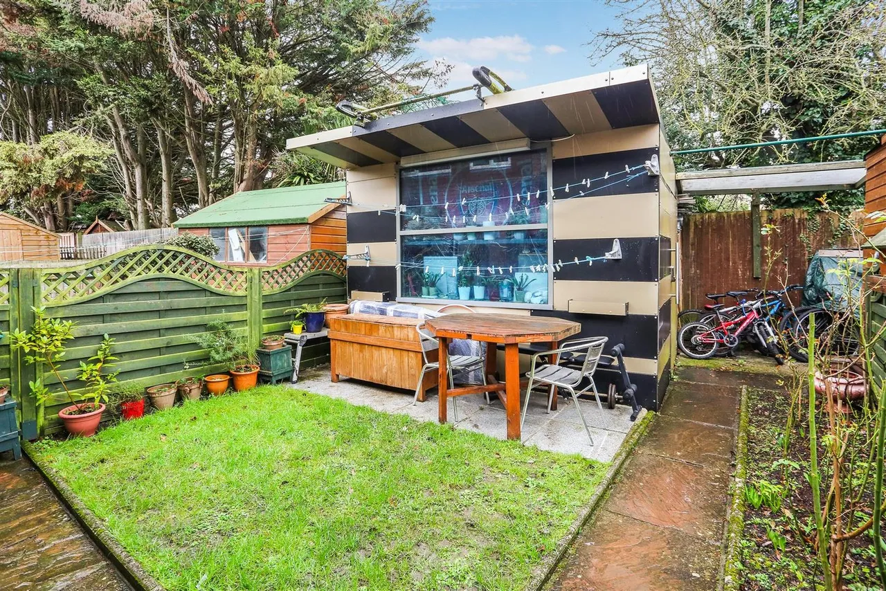 Freeman Road, Morden, SM4 6AR, photo 5