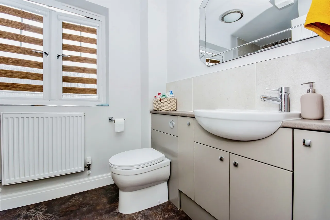 Field Drive, Wyberton, PE21, photo 9