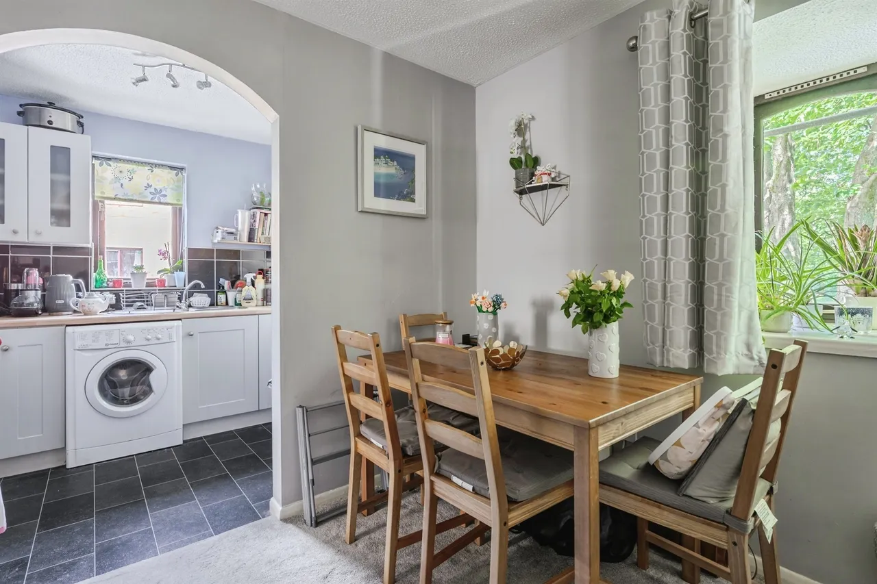 St. Marys Court, Plympton, PL7, photo 7