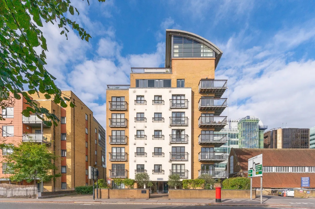 2 bed flat to rent, Croydon, CR0