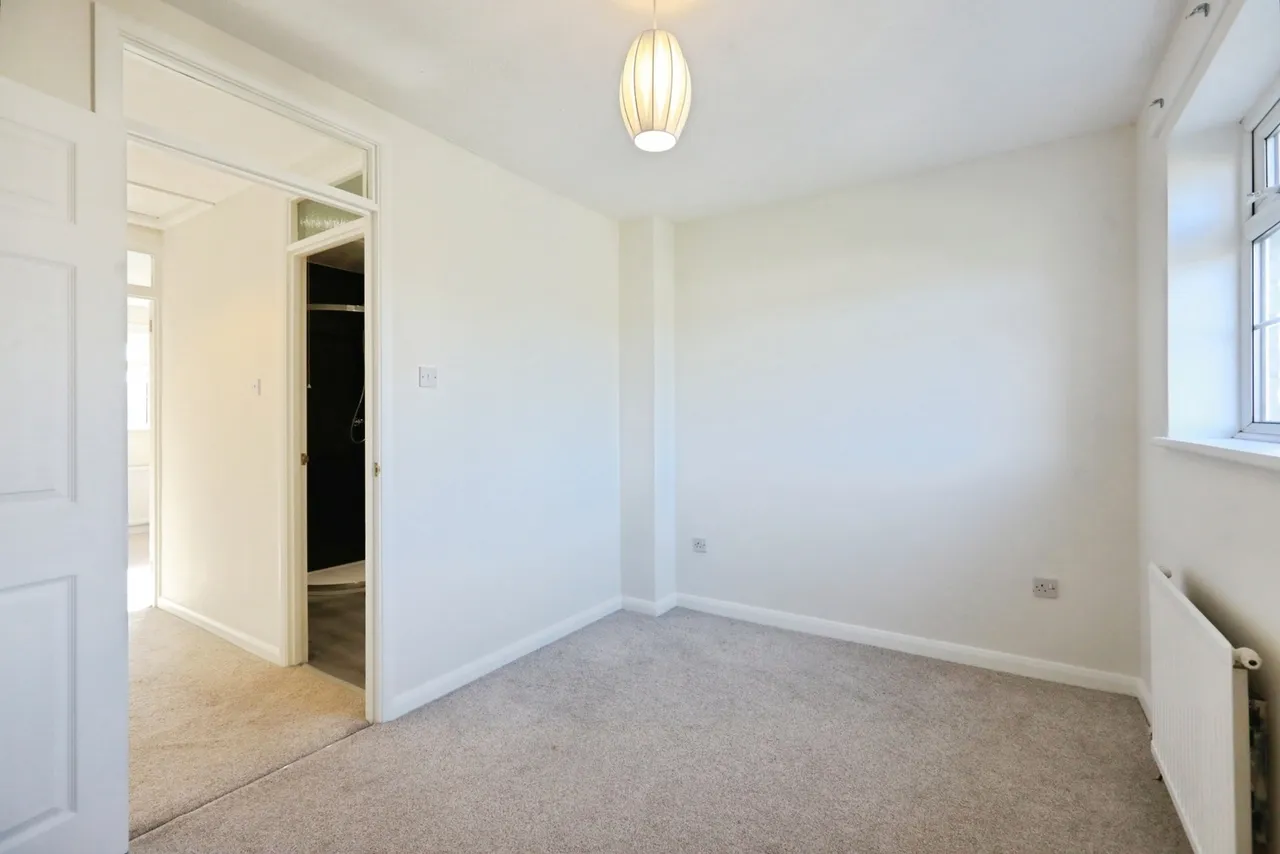 Averill Close, Broadway, WR12, photo 9