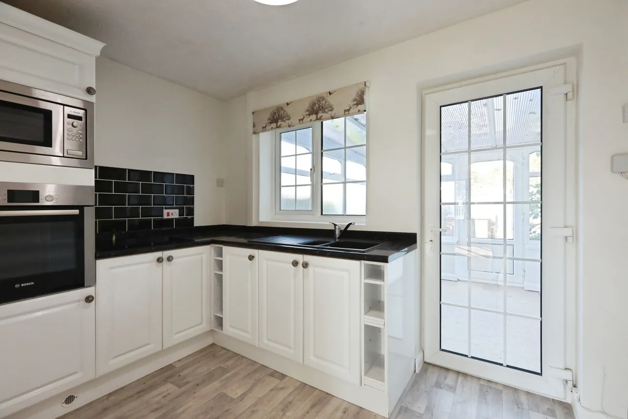Averill Close, Broadway, WR12, photo 20