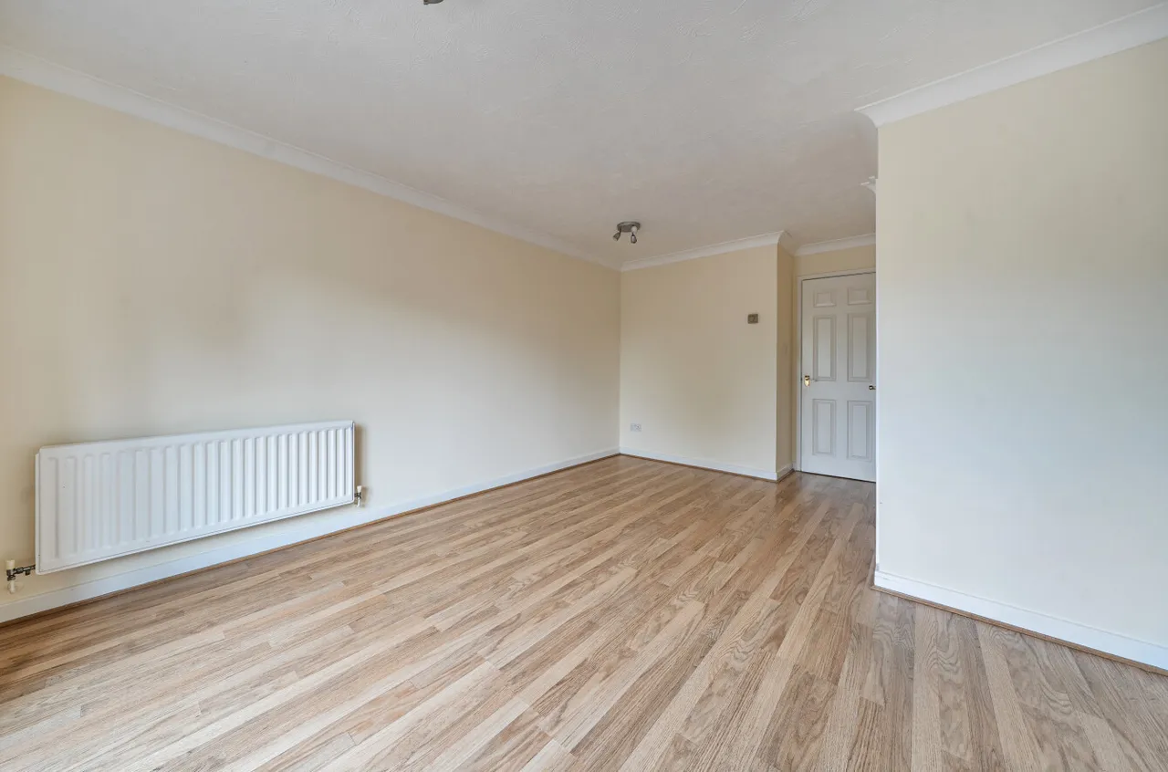 Barons Mead, Maybush, SO16, photo 3