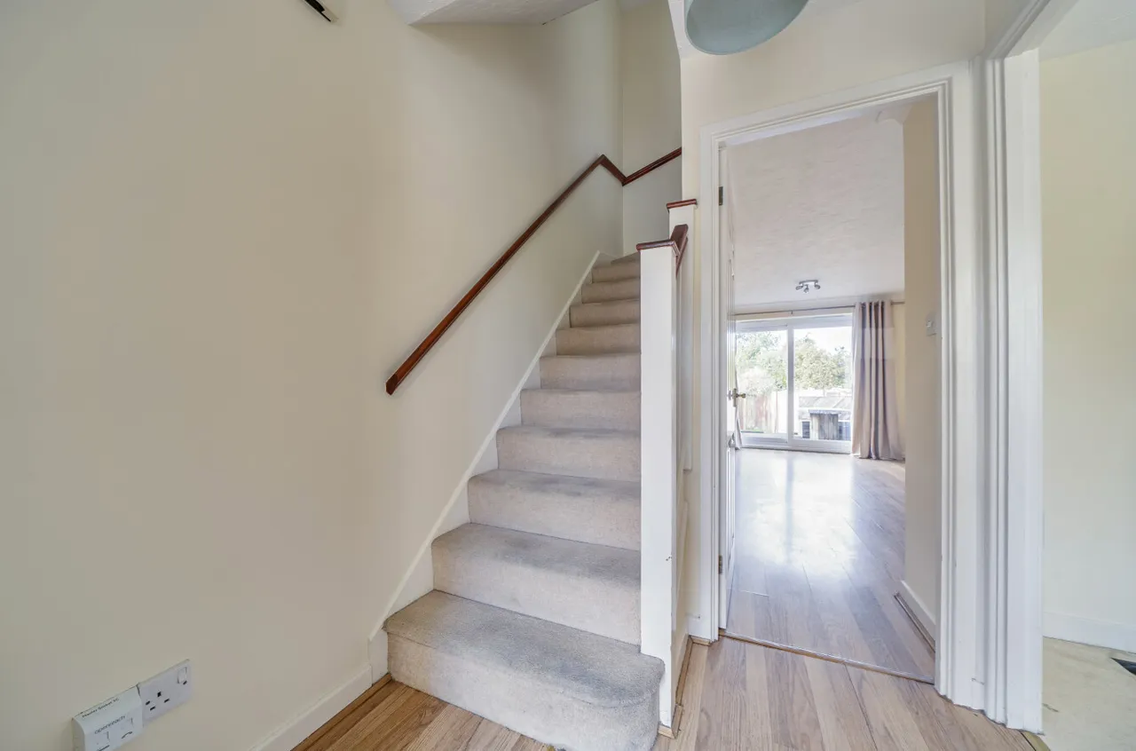 Barons Mead, Maybush, SO16, photo 6