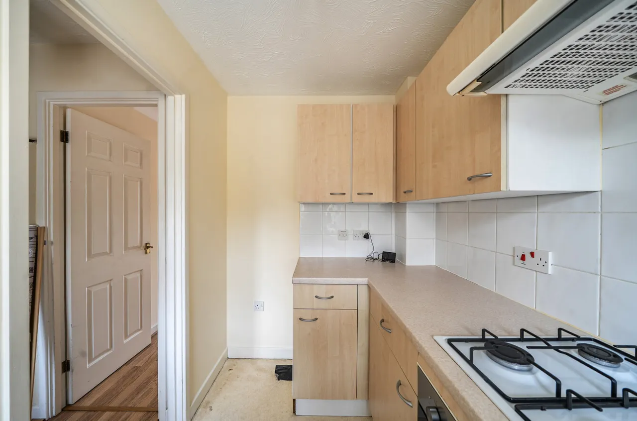Barons Mead, Maybush, SO16, photo 5