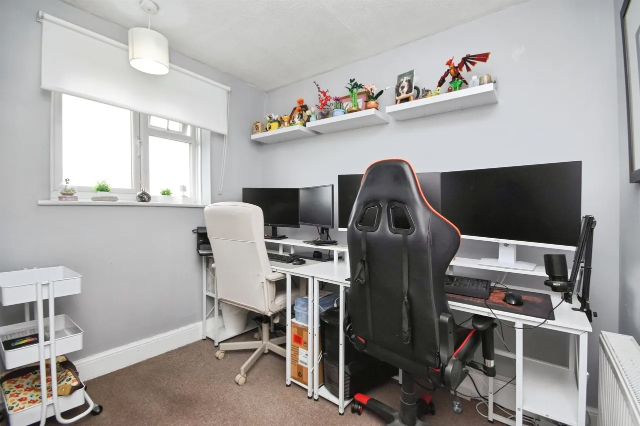 Queensway, Ongar, CM5, photo 9