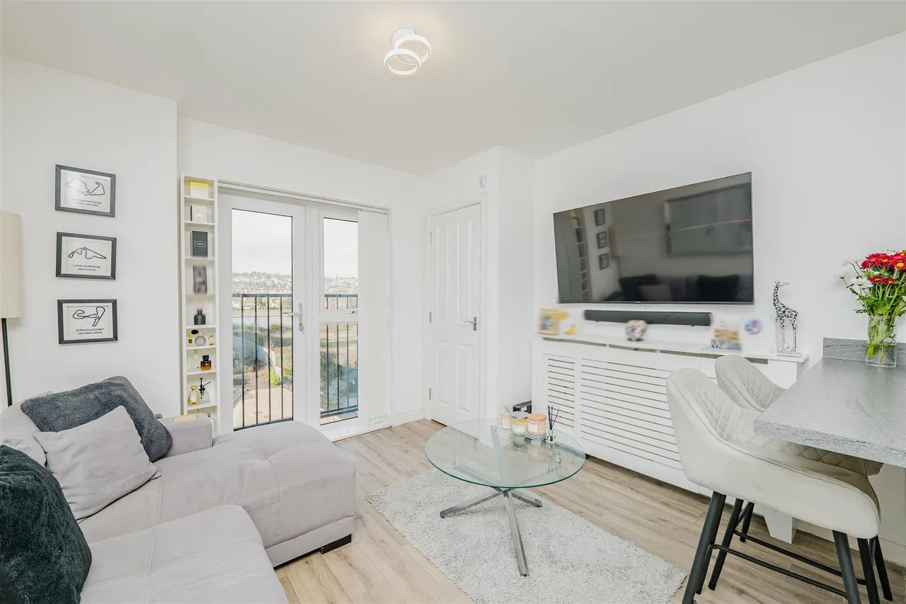 Ffordd Penrhyn, Barry, CF62 5DH, photo 7
