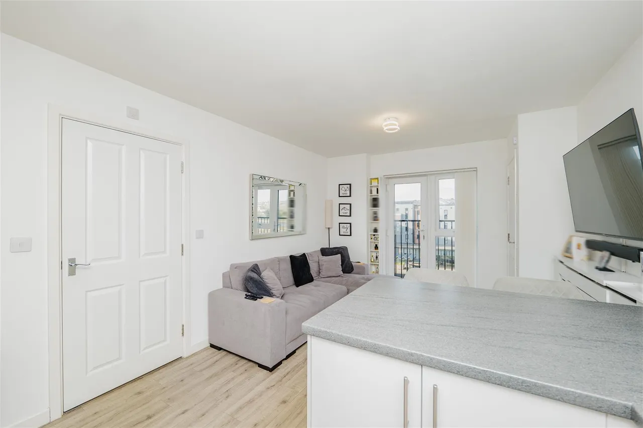 Ffordd Penrhyn, Barry, CF62 5DH, photo 8