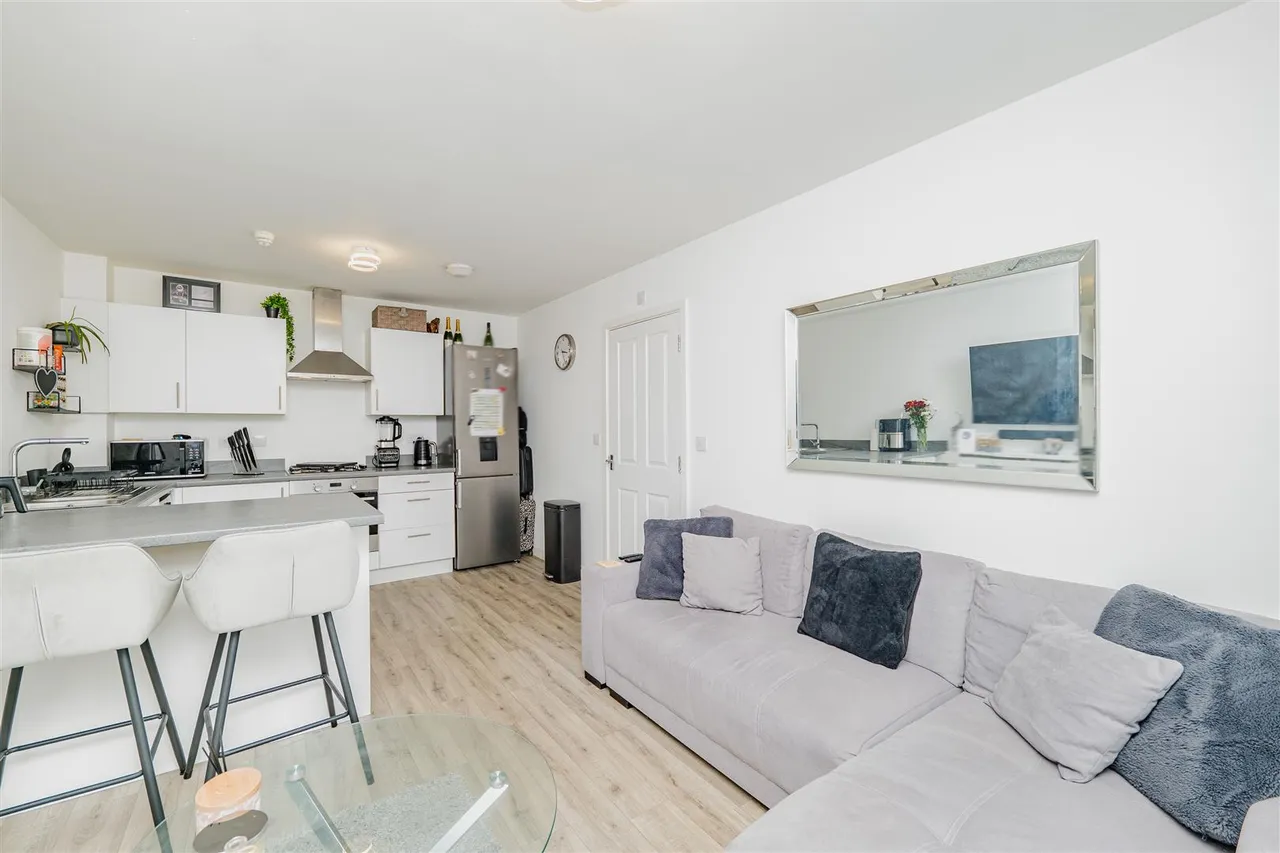 Ffordd Penrhyn, Barry, CF62 5DH, photo 3