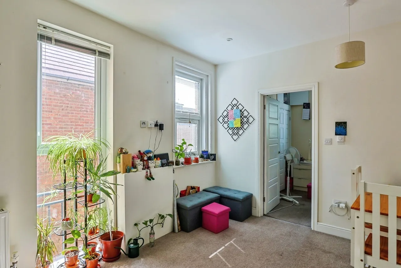 Kingston Road, Poole, BH15, photo 5