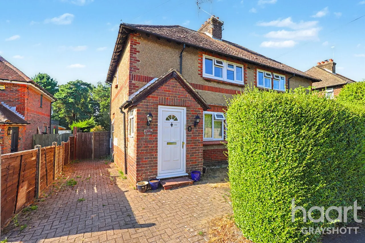 3 bed house for sale, Eight Acres, Hindhead, GU26