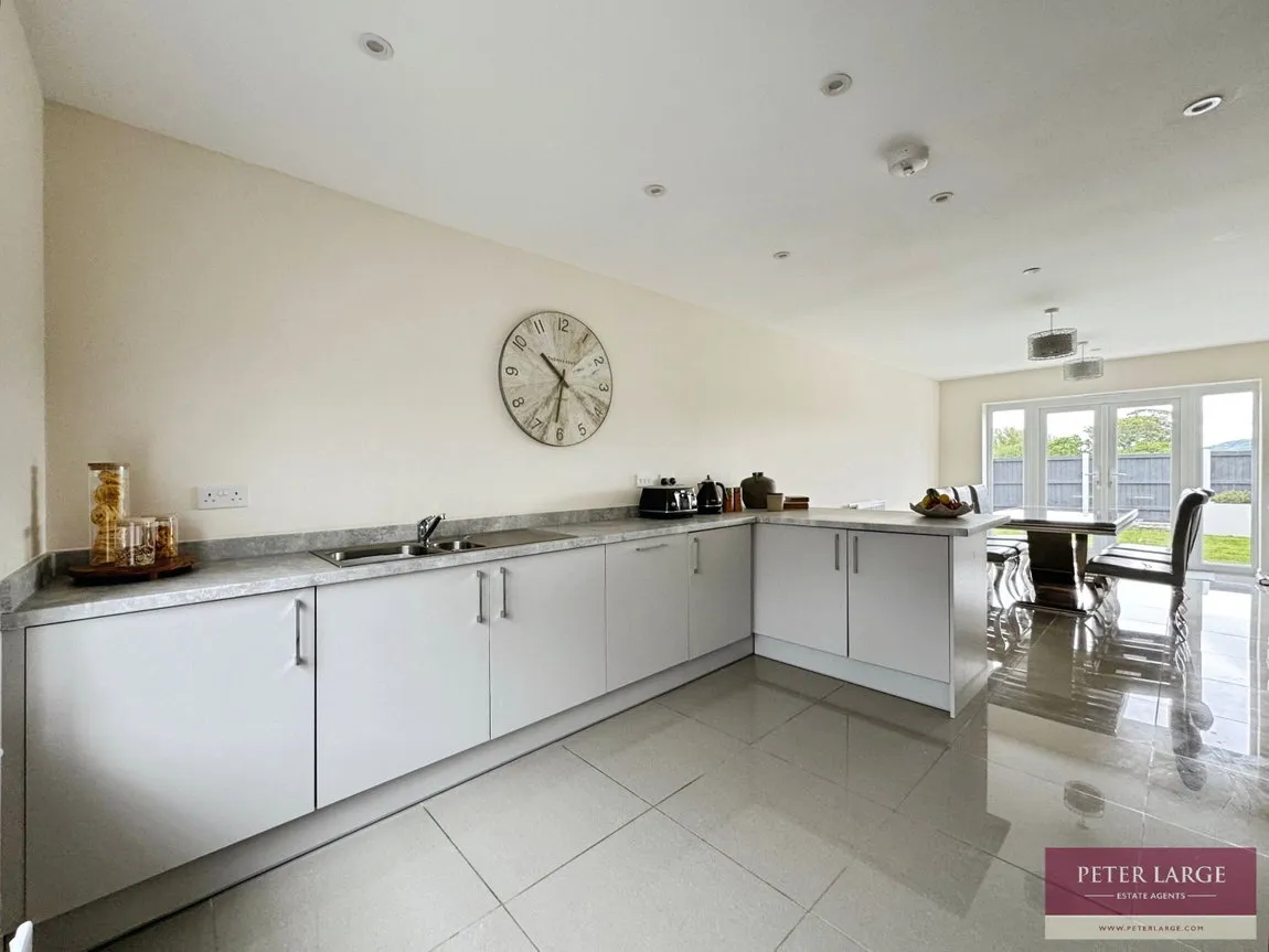 Ffordd Porthdy, Rhuddlan, Denbighshire, LL18 6HZ, photo 7