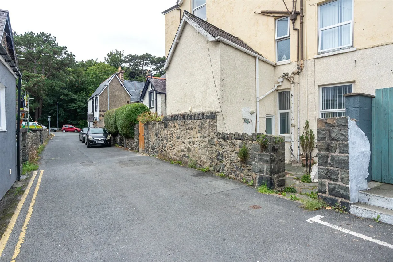 Park Crescent, Llanfairfechan, photo 20