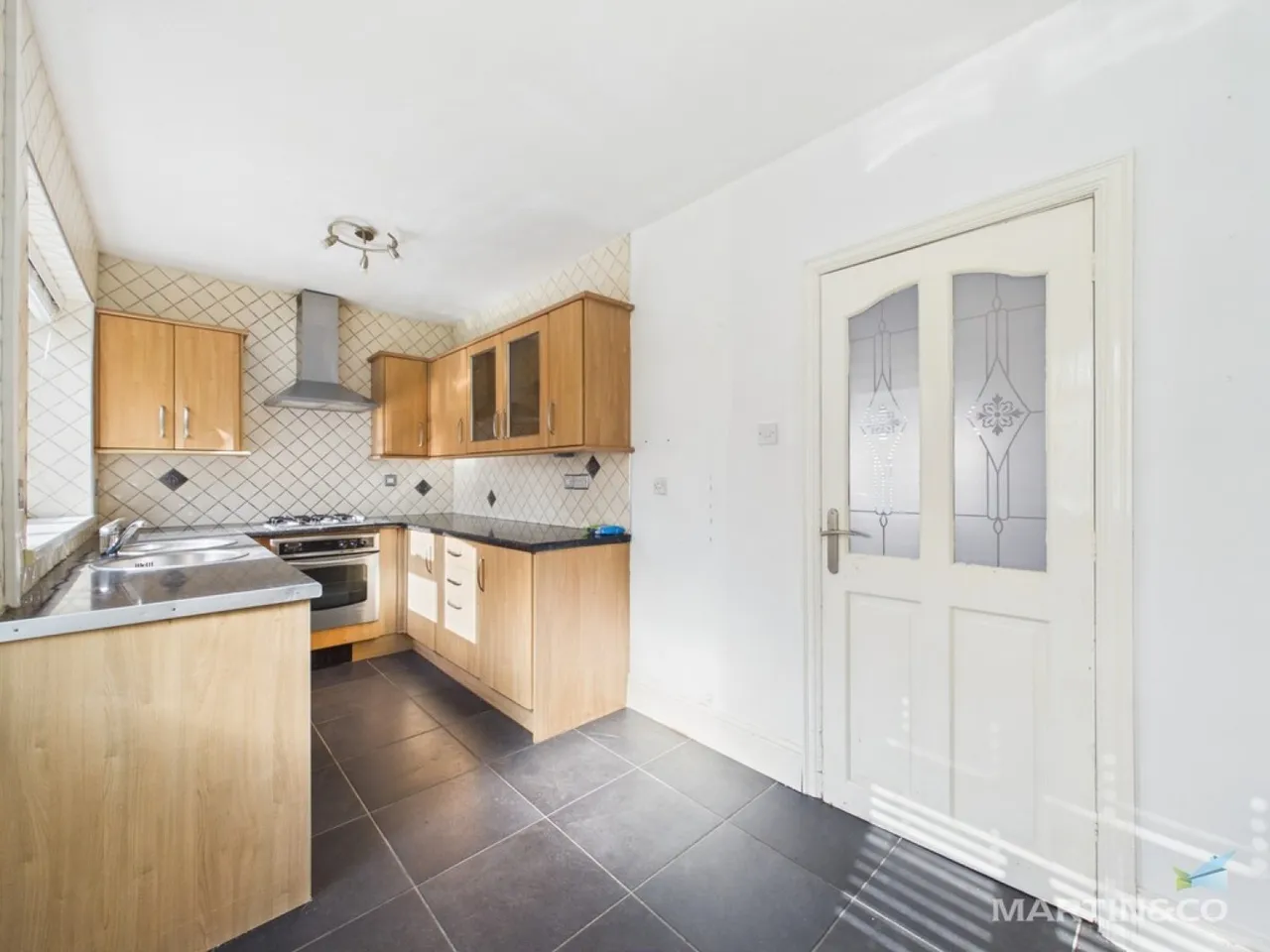 Ivy Lane, Moreton, Wirral, photo 4