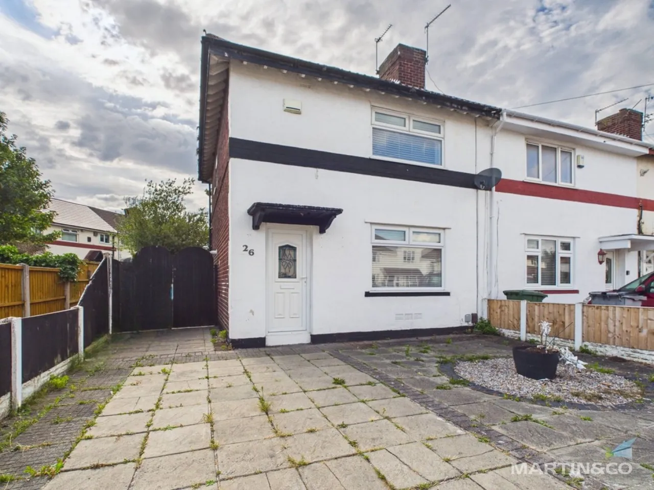 2 bed house for sale — Ivy Lane, Moreton, Wirral