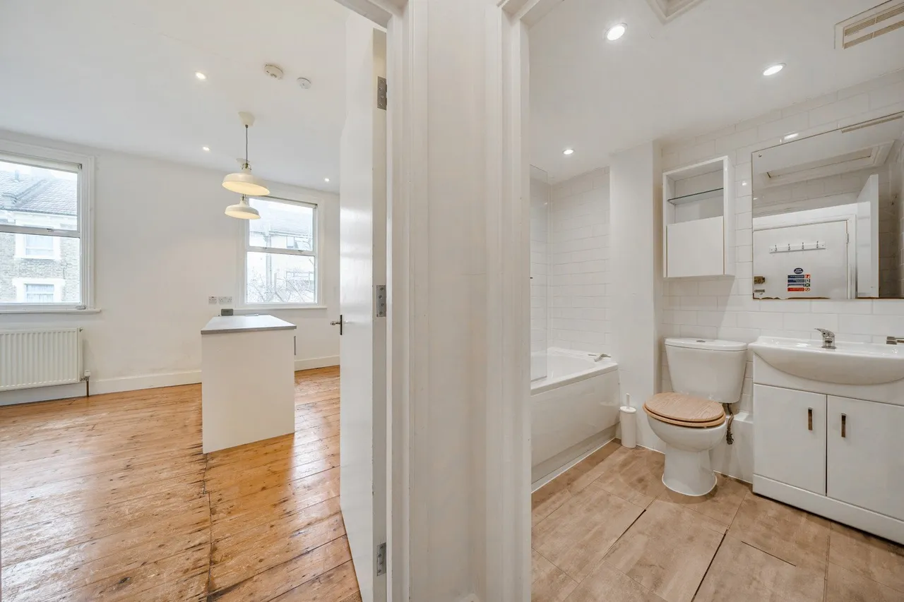 Maude Road, SE5, photo 14