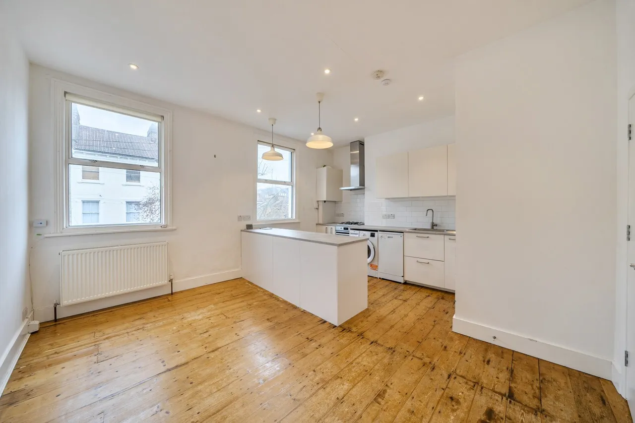 Maude Road, SE5, photo 2