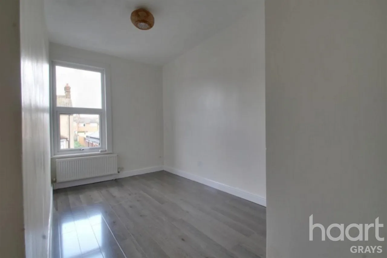 Chadwell Road, Grays, RM17, photo 13