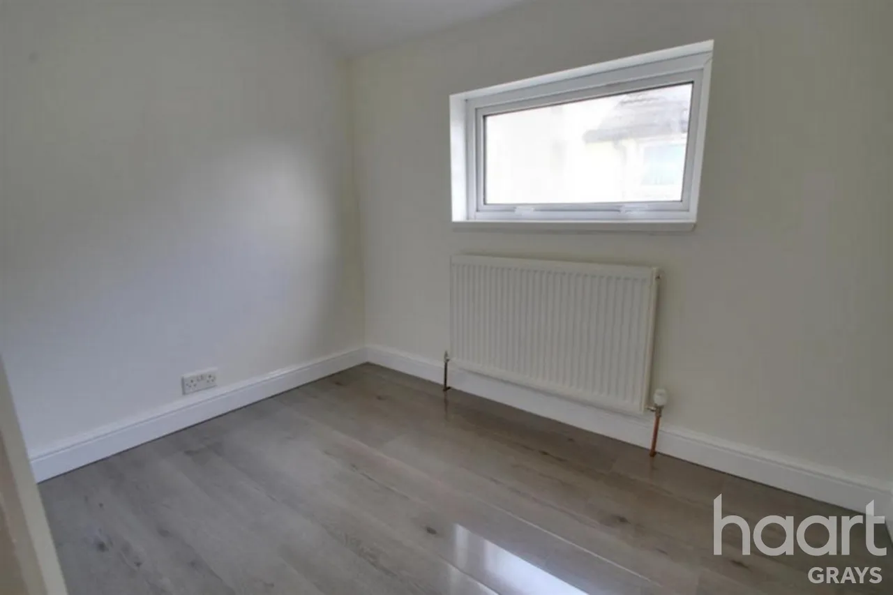 Chadwell Road, Grays, RM17, photo 12