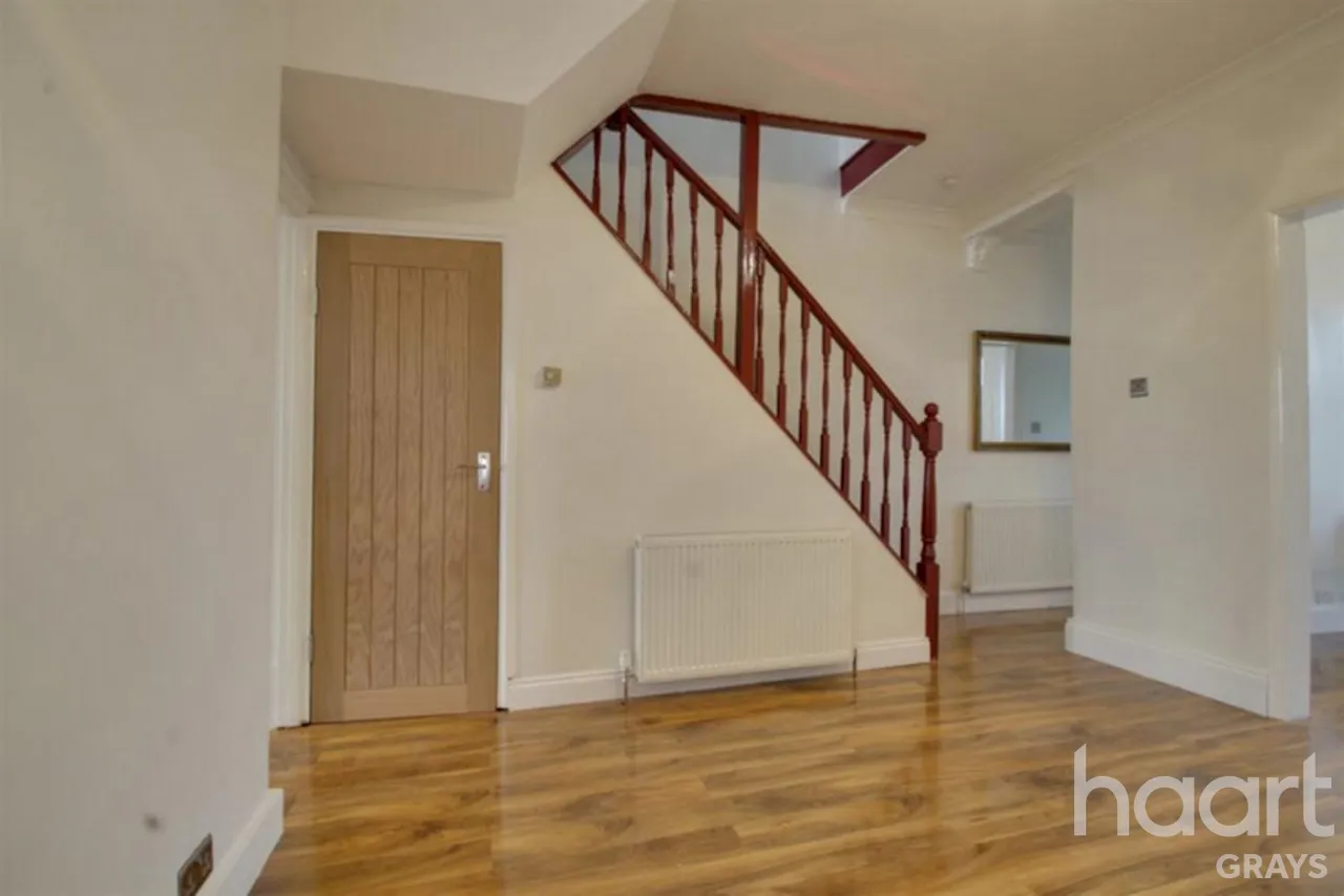 Chadwell Road, Grays, RM17, photo 16