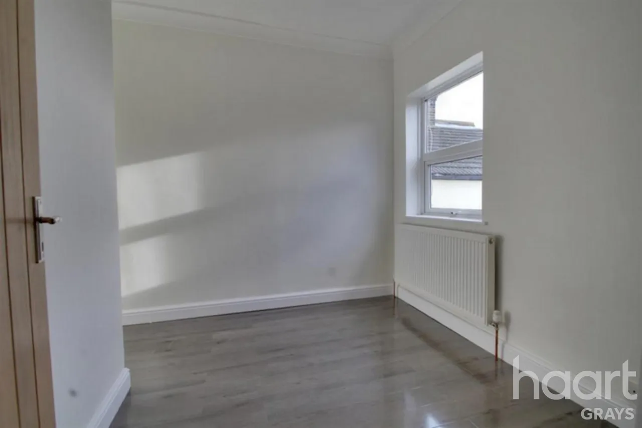 Chadwell Road, Grays, RM17, photo 11