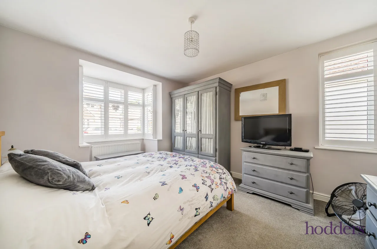 Mowbray Avenue, Byfleet, KT14, photo 4