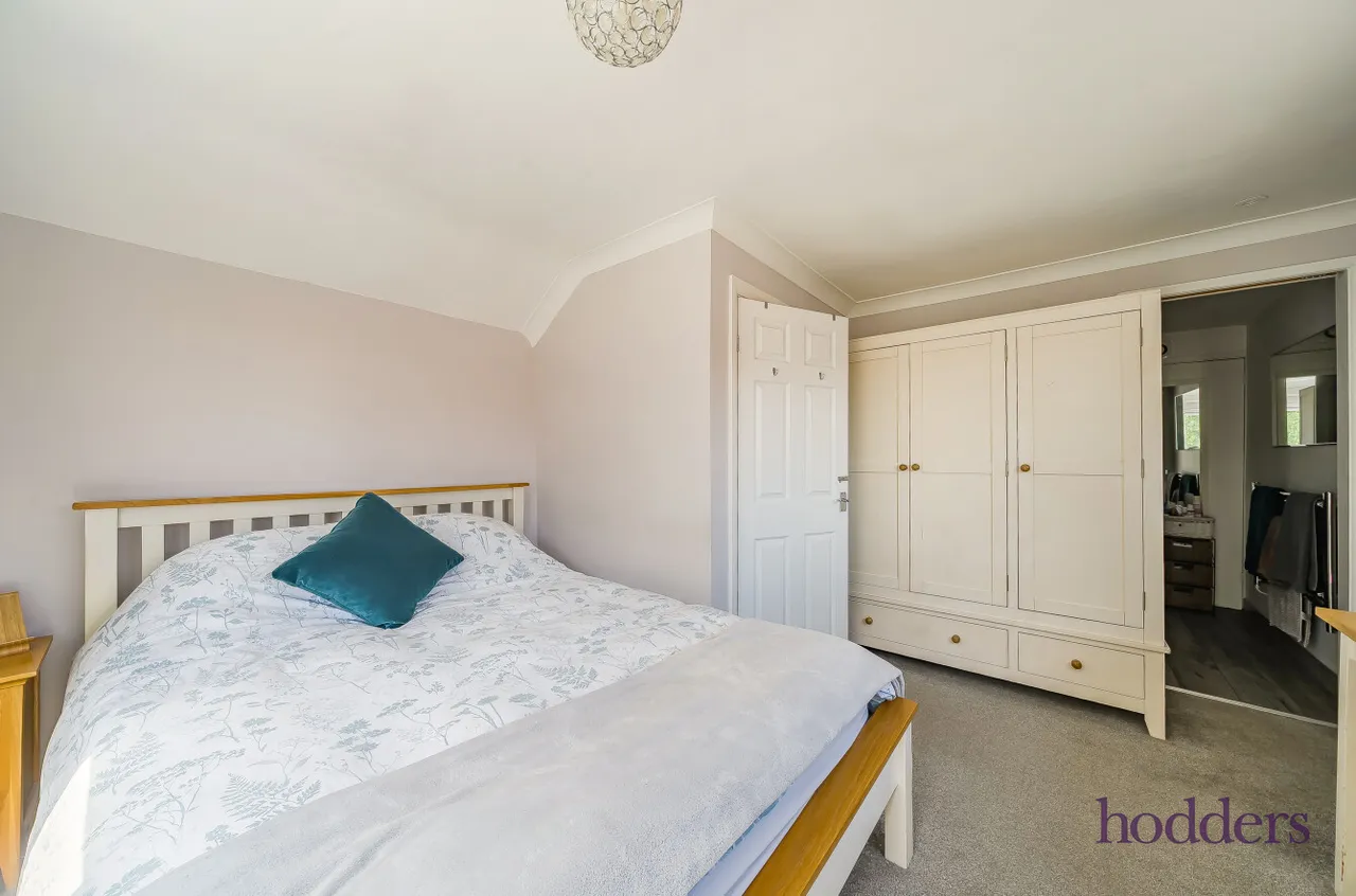 Mowbray Avenue, Byfleet, KT14, photo 19