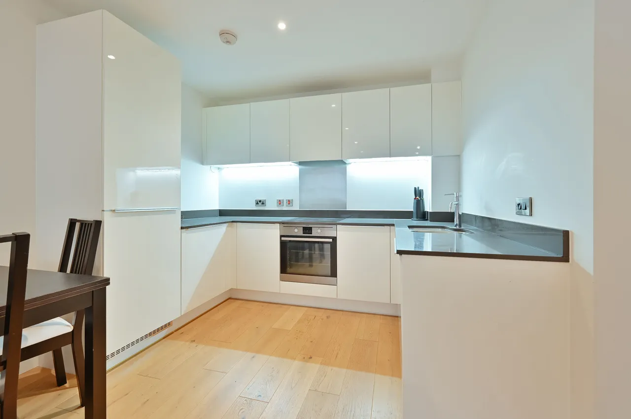 Flat 44, Cara House, 48 Capitol Way, London, photo 4