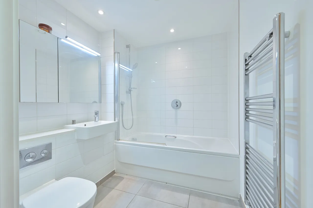 Flat 44, Cara House, 48 Capitol Way, London, photo 9