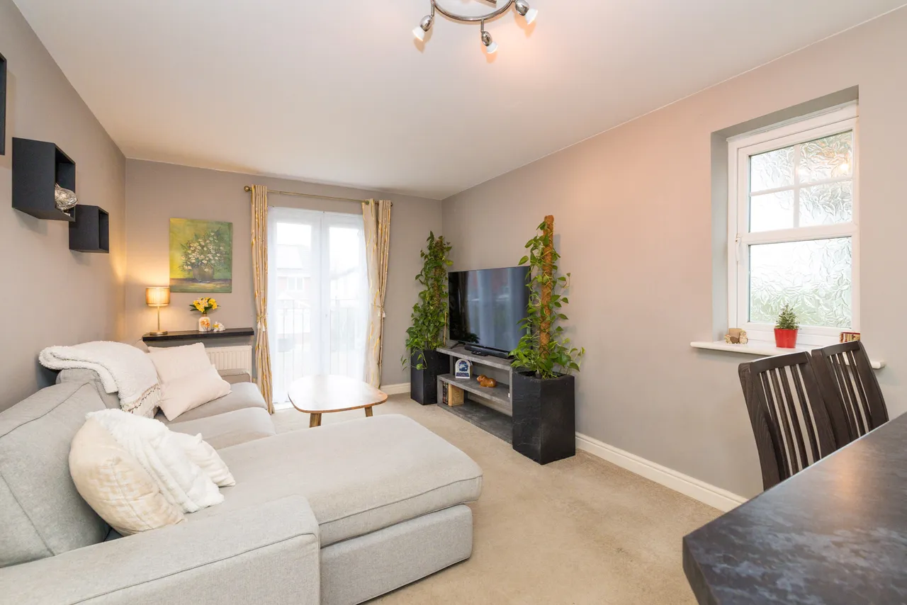 Beacon View, Standish, WN6, photo 8