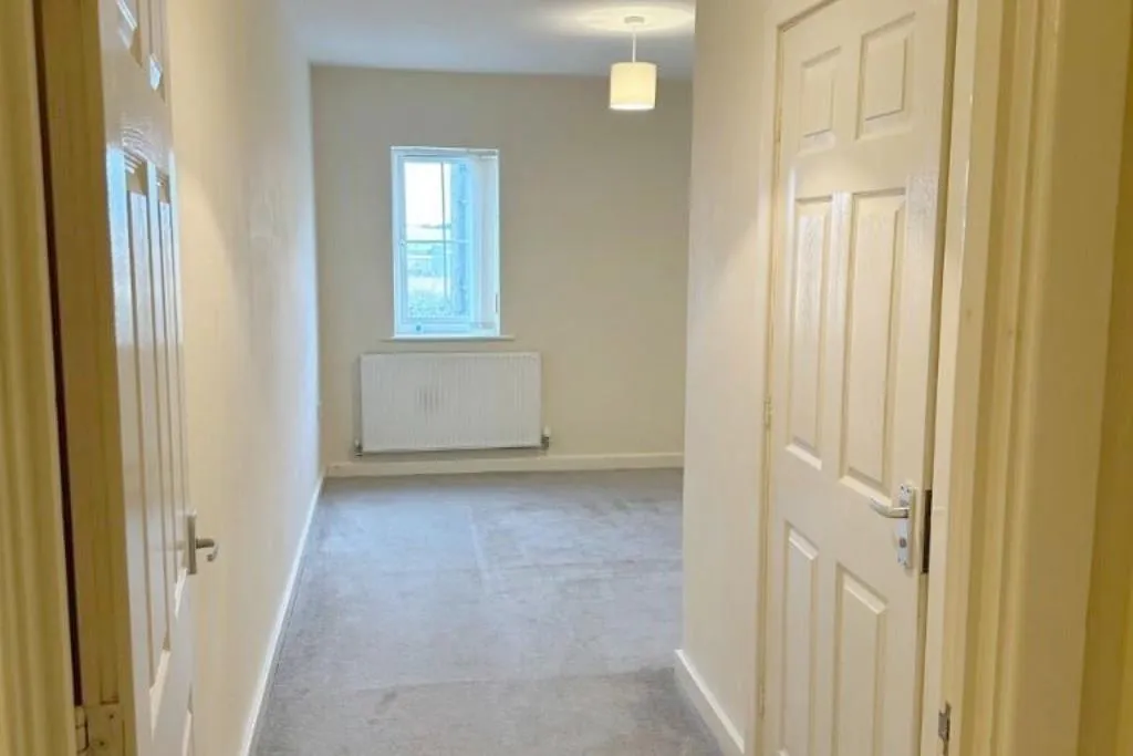 Regents Court, DH1, photo 6