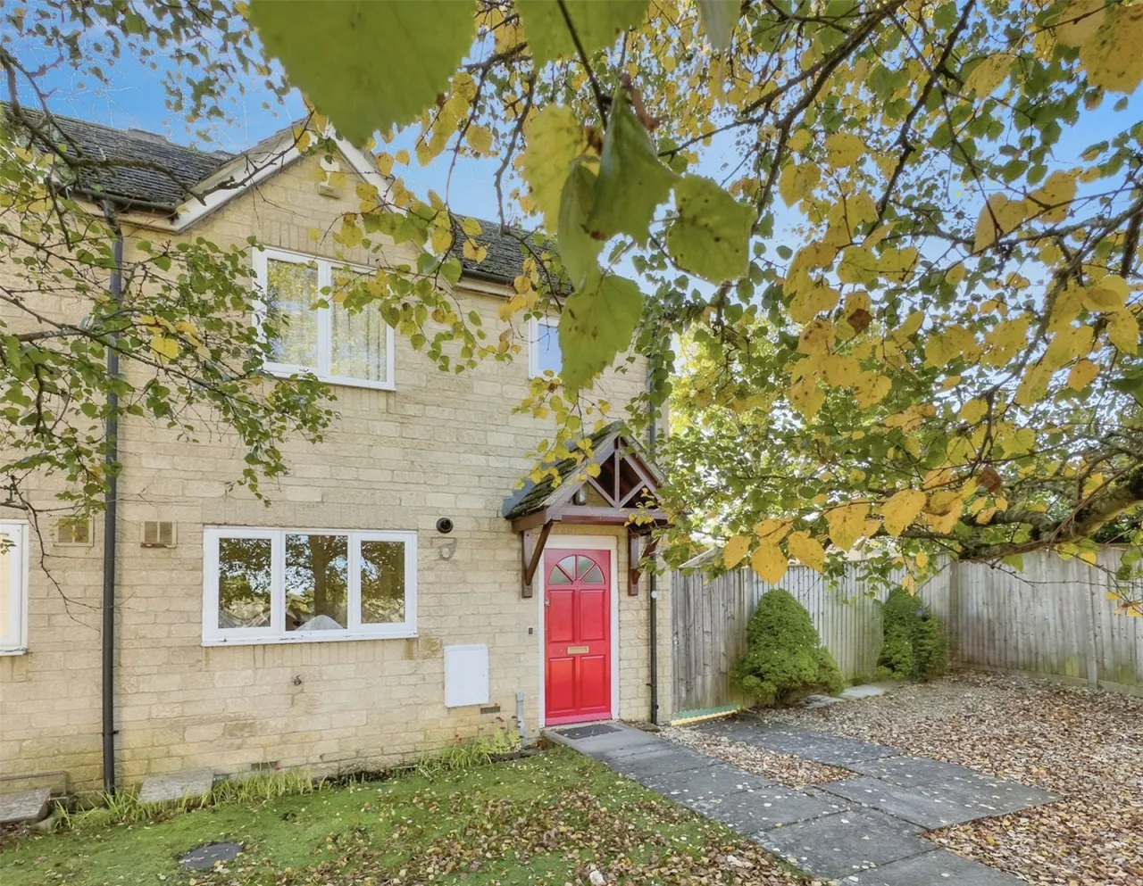 3 bed house to rent, Fishers Close, Hailey, OX29