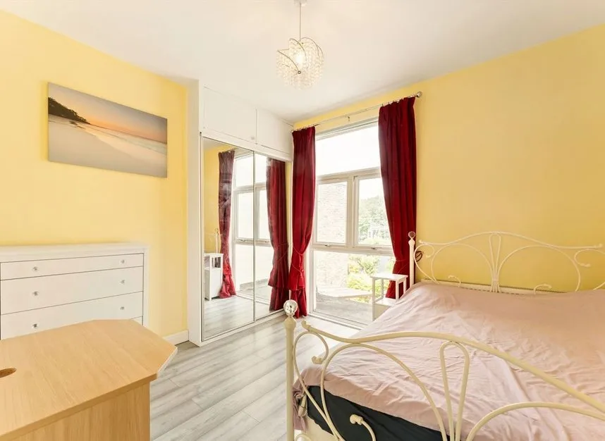 Lynton Road, Acton, W3, photo 3