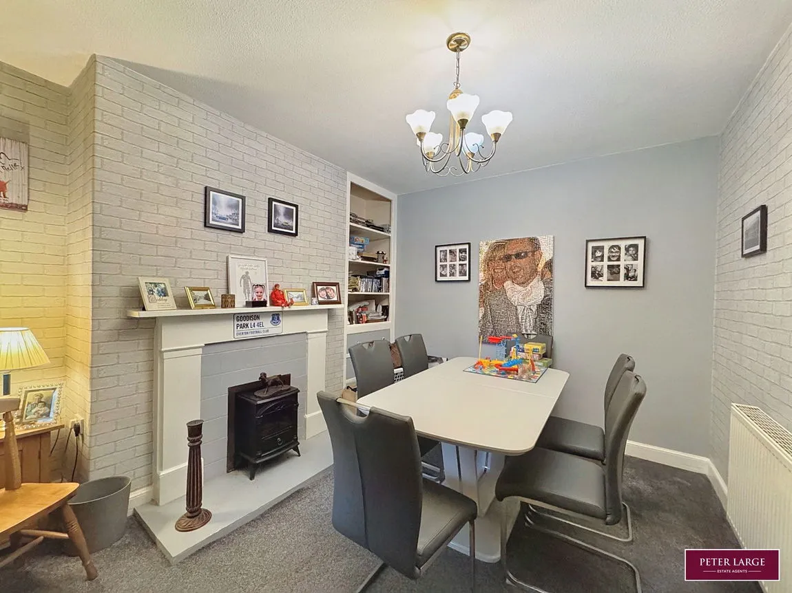 Victoria Road, Prestatyn, Denbighshire, LL19 7SW, photo 4