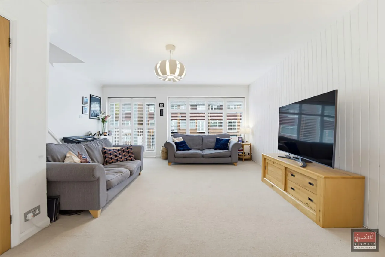 Percy Avenue, Ashford, TW15, photo 23