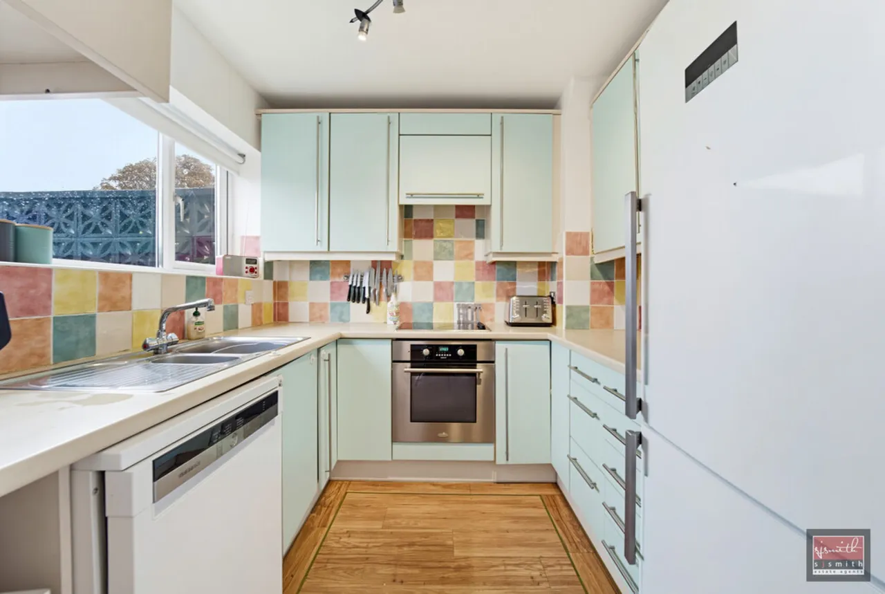 Percy Avenue, Ashford, TW15, photo 21