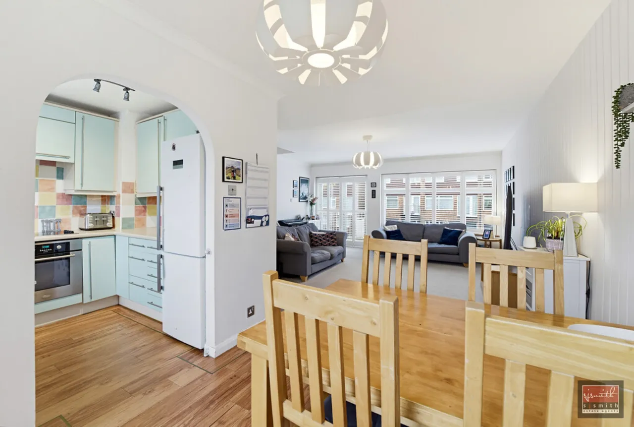 Percy Avenue, Ashford, TW15, photo 6