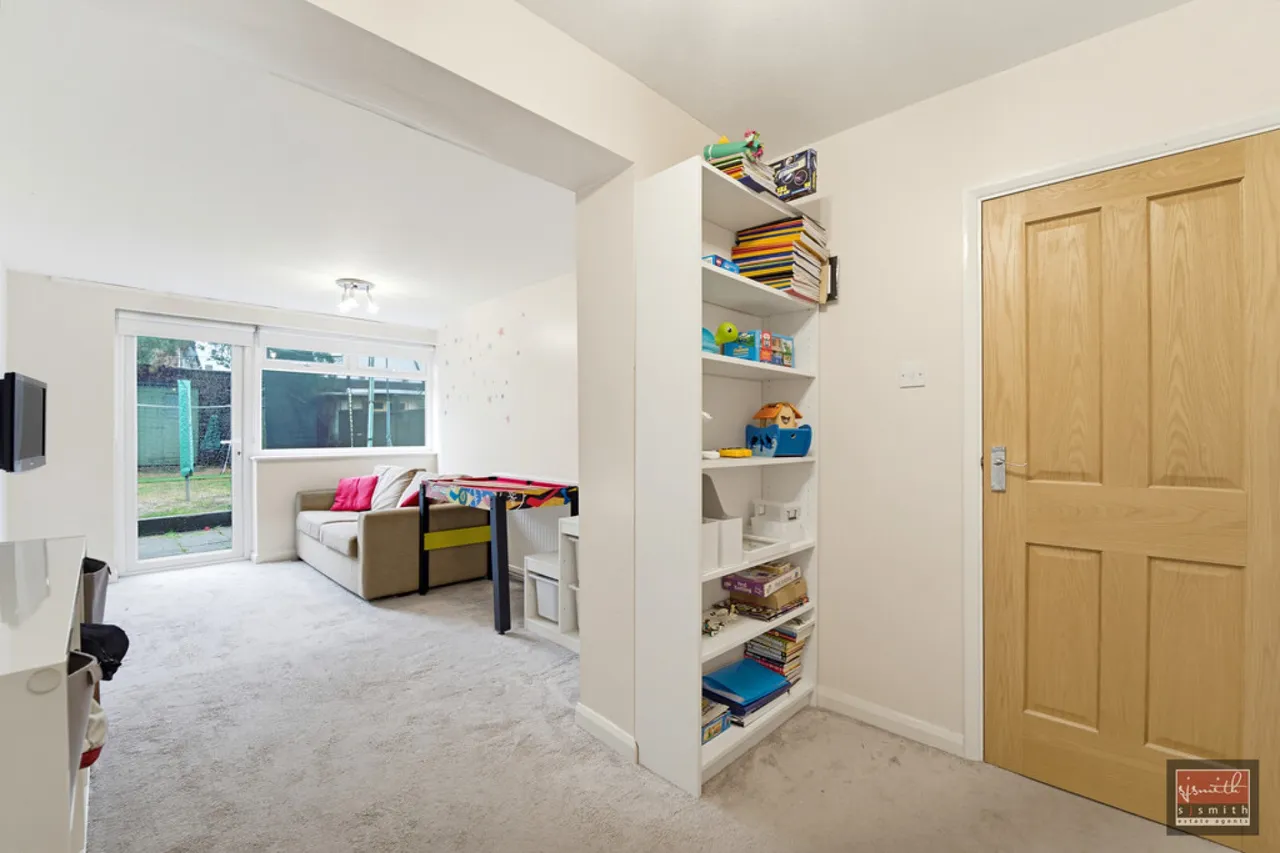 Percy Avenue, Ashford, TW15, photo 18