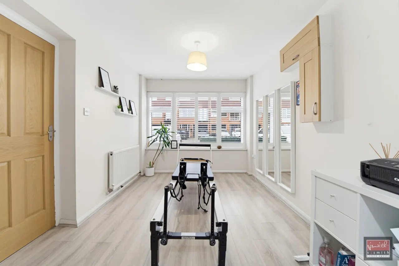 Percy Avenue, Ashford, TW15, photo 15