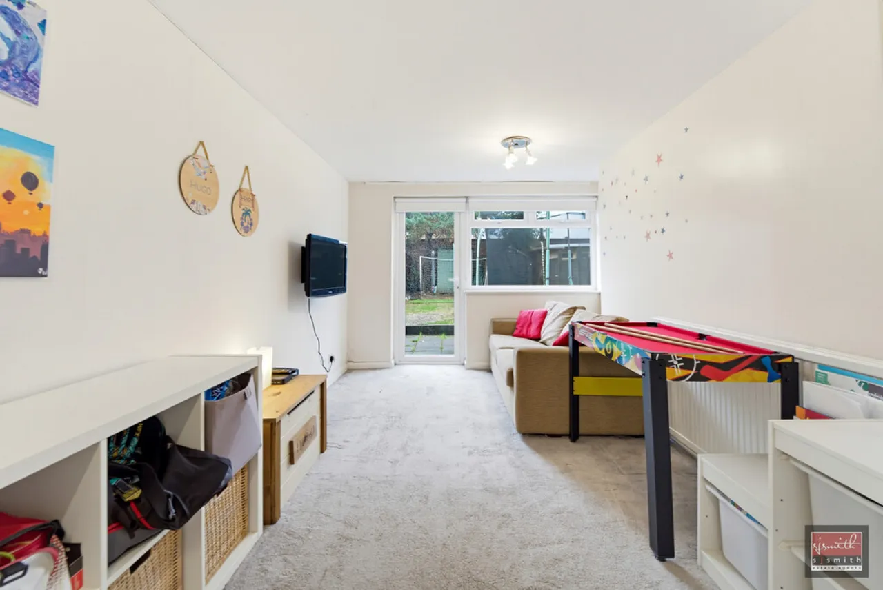 Percy Avenue, Ashford, TW15, photo 17