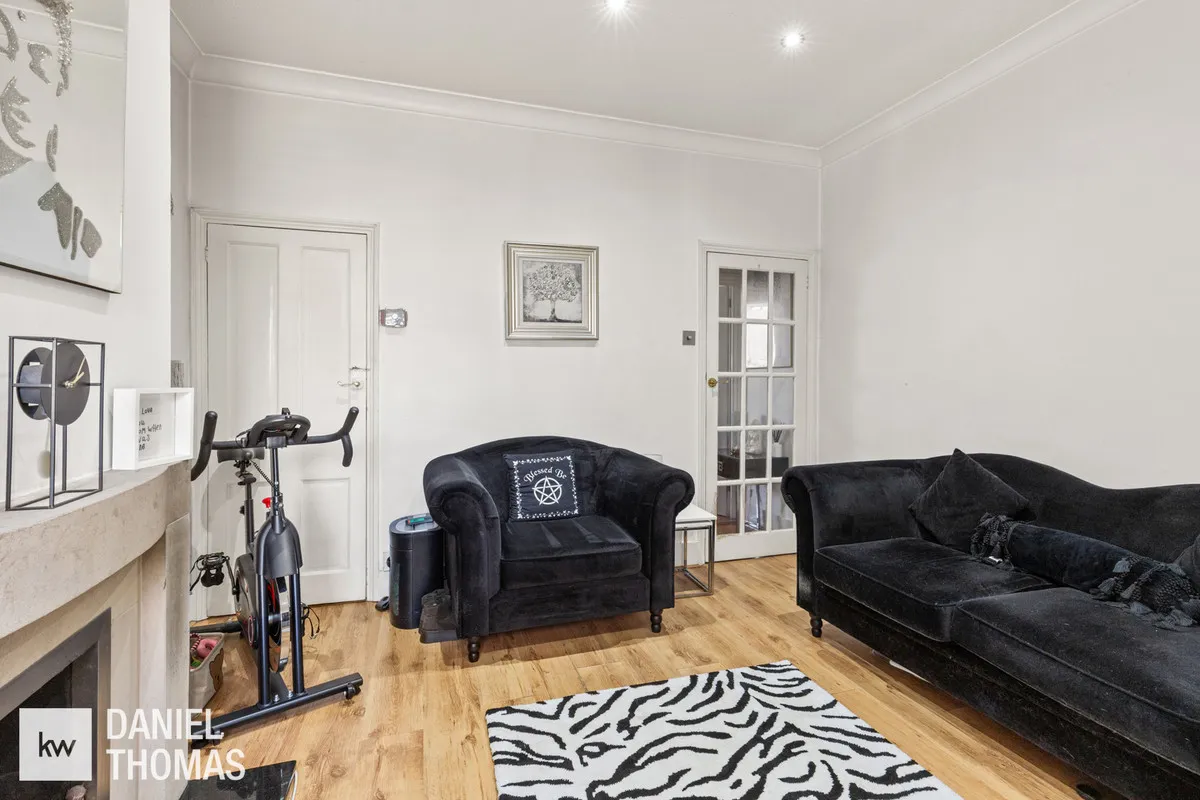 Broomstick Hall Road, Waltham Abbey, EN9, photo 6